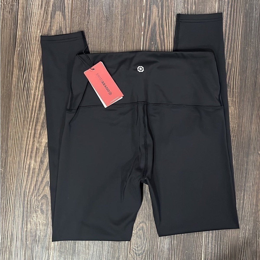 Swiss Brand women’s athletic leggings